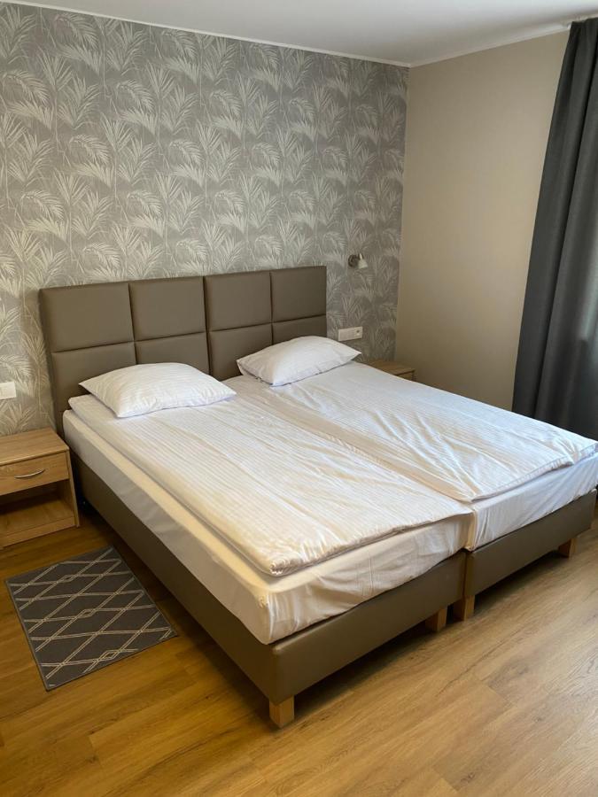 Bed and Breakfast Gracja Varsavia Esterno foto